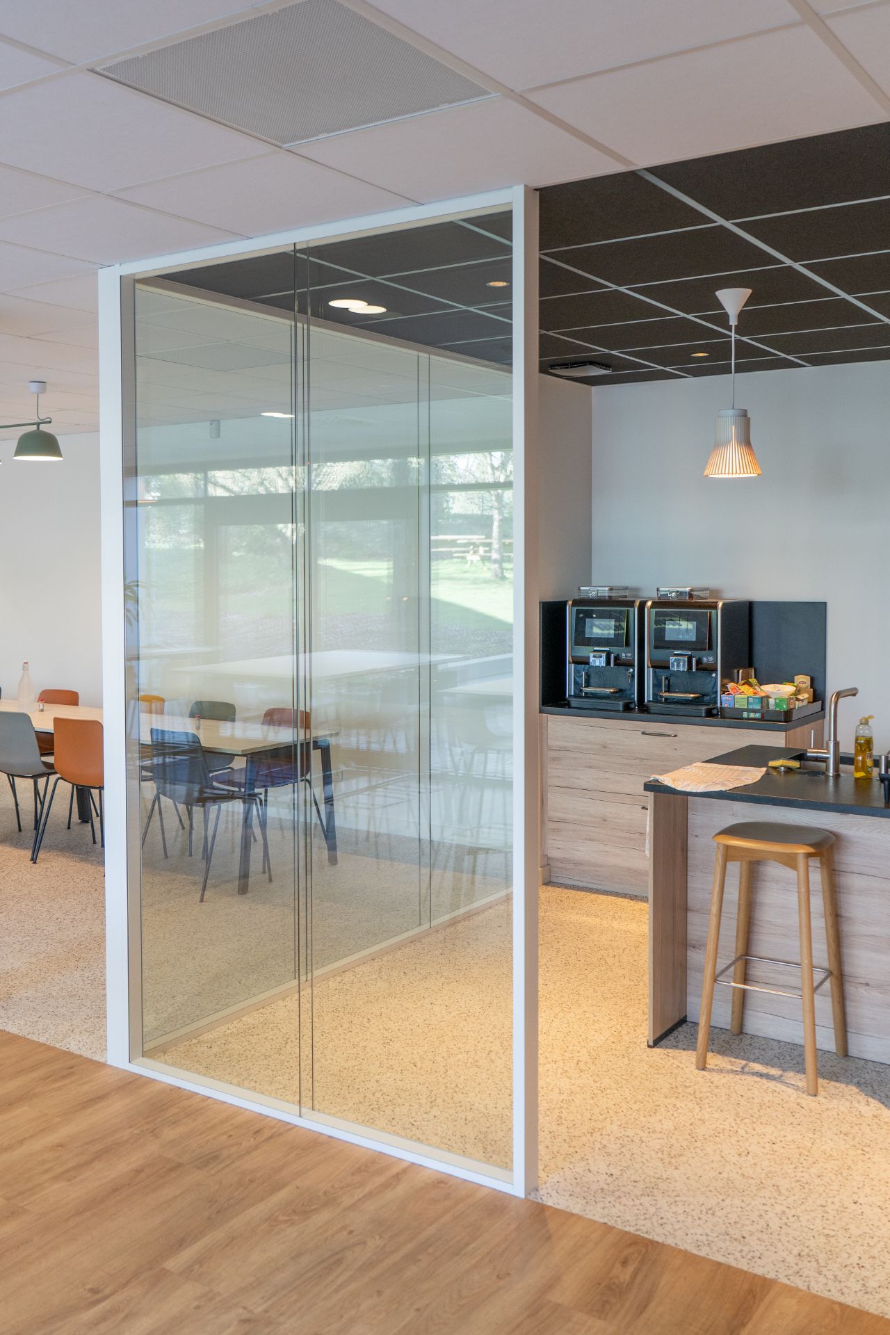 Cloison intérieur vitrée